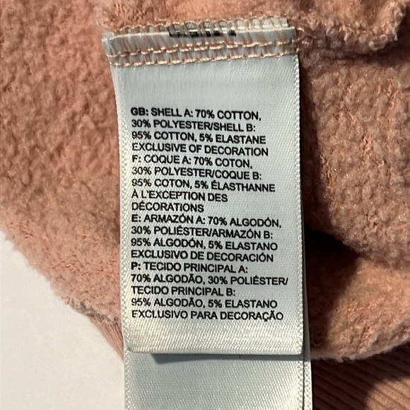 The North Face Pink With Camo Emblem Winter Hoodie
Size: Medium - Picture 12 of 13